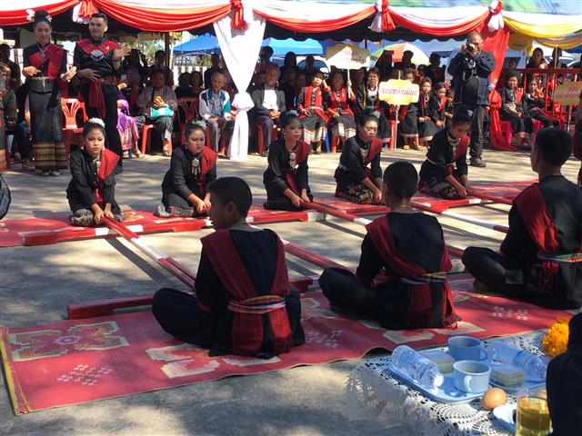 พช.นครพนม-ร่วมพิธีเปิดงาน “รวมใจไทยแสก” ณ บ้านอาจสามารถ