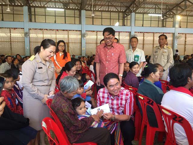 พช.นครพนม- ร่วมกิจกรรมจังหวัดเคลื่อนที่ จังหวัดนครพนม ณ โรงเรียนบ้านหนองปลาดุก ต.บ้านผึ้ง อ.เมืองนครพนม จ.นครพนม