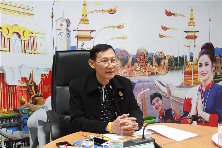 พช.นครพนม-ร่วมประชุมผ่านระบบ video conference กองทุนพัฒนาบทบาทสตรี กรมการพัฒนาชุมชน