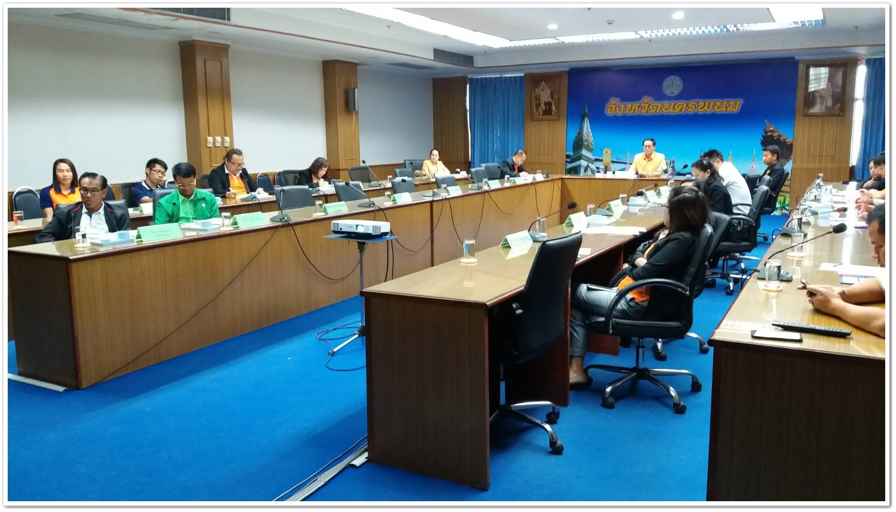 พช.นครพนม-ร่วมประชุมการดำเนินงานตามโครงการตลาดประชารัฐ ครั้งที่ 6/61 ผ่านระบบ video conference