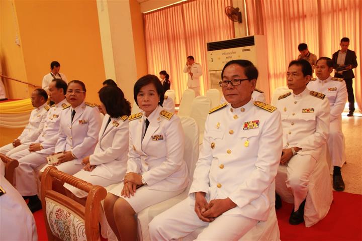พช.นครพนม-ร่วมพิิธีวันที่ระลึกพระบาทสมเด็จพระนั่งเกล้าเจ้าอยู่หัว และวันข้าราชการพลเรือน (1 เมษายน 2561)