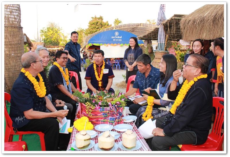 พช.นครพนม-เปิดงานมหกรรมโครงการท่องเที่ยว สนุก สุขใจ Smart Village Smart OTOP มหกรรมหมู่บ้านท่องเที่ยว “พอเพียง” เพื่อ “เพียงพอ” และ “ทัวร์สุขภาพดี วิถีธรรม”