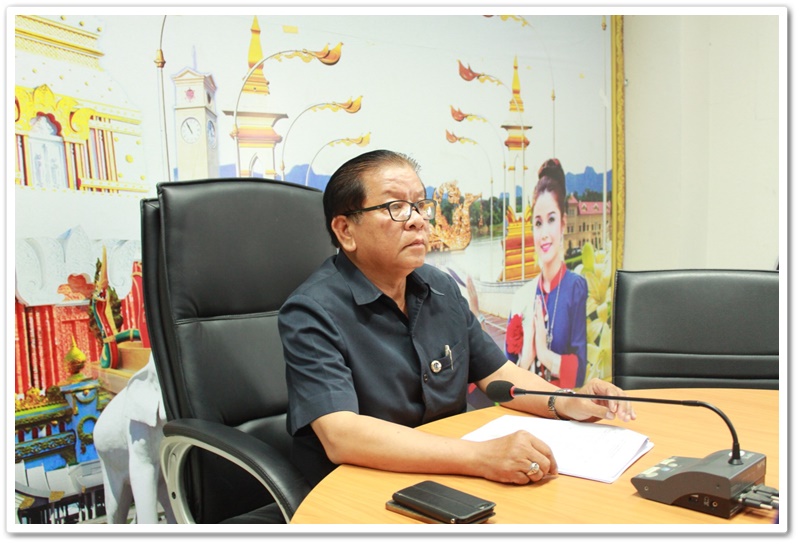 พช.นครพนม-รับฟังการประชุม ผ่านระบบวิดีทัศน์ทางไกล (Video Conference) รับชมทาง TV พช. เรื่อง ชุมชนท่องเที่ยว OTOP นวัตวิถี