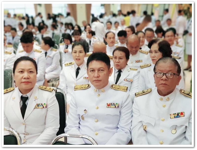 พช.นครพนม-ร่วมพิธีเฉลิมพระเกียรติสมเด็จพระเจ้าอยู่หัวมหาวชิราลงกรณบดินทรเทพยวรางกูร เนื่องในวันเฉลิมพระชนมพรรษา 66 พรรษา 28 กรกฎาคม 2561