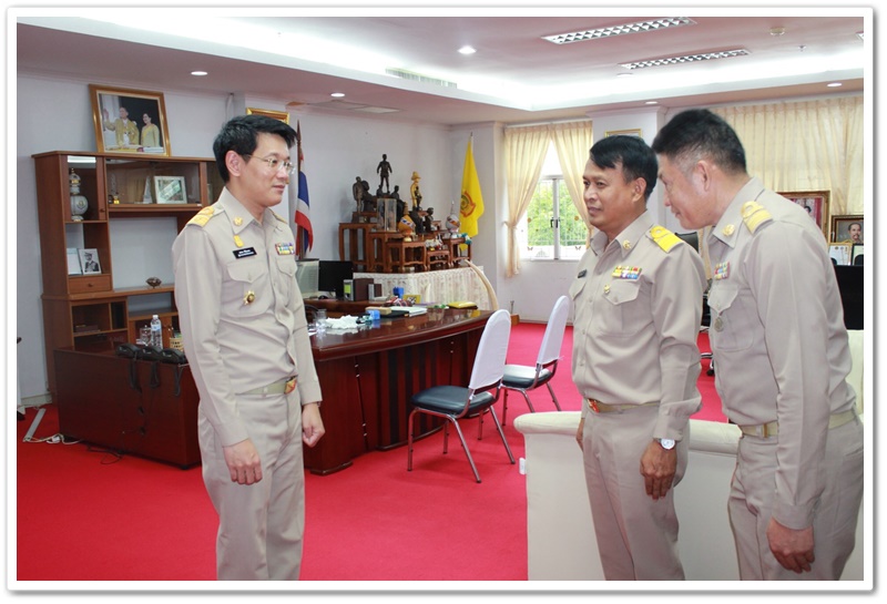 นครพนม-ต้อนรับผู้ว่าราชการจังหวัดนครพนมคนใหม่ นายสยาม ศิริมงคล