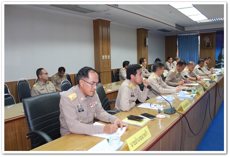 นครพนม-ผู้ว่าฯ คนใหม่ ร่วมประชุมหารือข้อราชการและการขับเคลื่อนการดำเนินงานในระดับพื้นที่