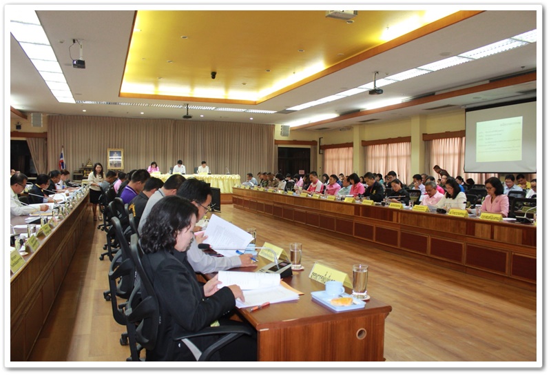 พช.นครพนม-ร่วมประชุมคณะอนุกรรมการดำเนินงานประเพณีไหลเรือไฟจังหวัดนครพนม ประจำปี 2561