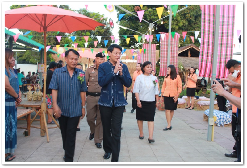 นครพนม-จัดงานมหกรรมหมู่บ้านเศรษฐกิจพอเพียงต้นแบบ แสดงผลงานการขับเคลื่อนหมู่บ้านน่าอยู่ 24 หมู่บ้าน