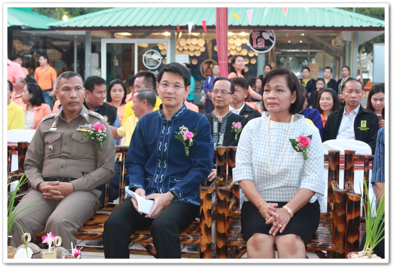 นครพนม-จัดงานมหกรรมหมู่บ้านเศรษฐกิจพอเพียงต้นแบบ แสดงผลงานการขับเคลื่อนหมู่บ้านน่าอยู่ 24 หมู่บ้าน