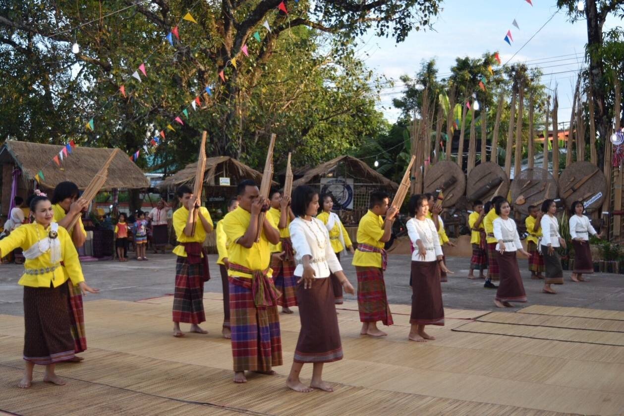 นครพนม-เปิดตัวหมู่บ้าน OTOP เพื่อการท่องเที่ยว (OTOP Village) 8 เส้นทาง หมู่บ้านท่าเรือ