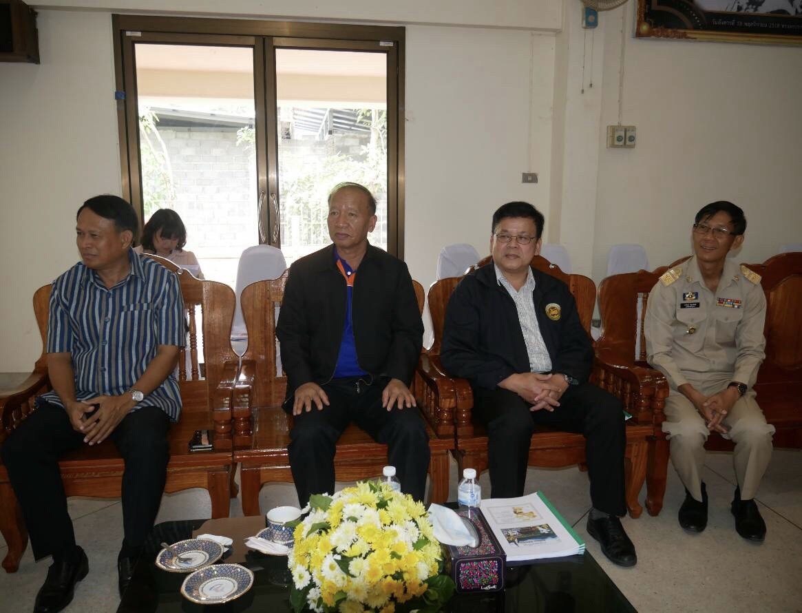 นครพนม-ประชุมมอบแนวทางปฏิบัติราชการเพื่อขับเคลื่อนนโยบายรัฐบาลและภารกิจสำคัญของกระทรวง กรมและจังหวัด
