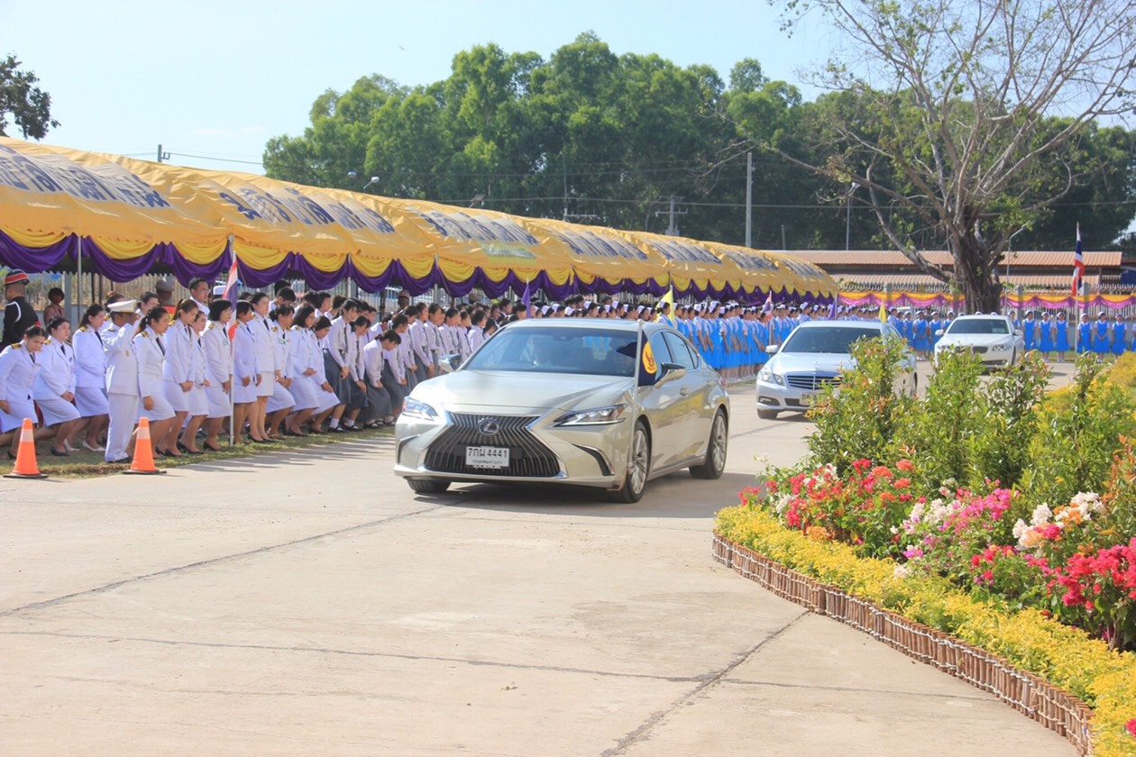 นครพนมร่วมรับเสด็จ สมเด็จพระเทพรัตนราชสุดา ฯ สยามบรมราชกุมารี เสด็จพระราชดำเนินแทนพระองค์ในการพระราชทานปริญญาบัตรแก่ผู้สำเร็จการศึกษา จากมหาวิทยาลัยนครพนม ประจำปีการศึกษา 2560