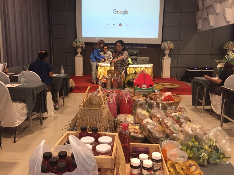 ?นครพนม ดำเนินโครงการพัฒนาศักยภาพเครือข่ายองค์ความรู้ KBO จังหวัด (Knowledge Based OTOP)