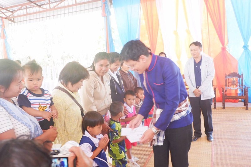 ?ออกบริการจังหวัดเคลื่อนที่ บำบัดทุกข์ บำรุงสุข สร้างรอยยิ้มให้ประชาชน ณ อำเภอบ้านแพง