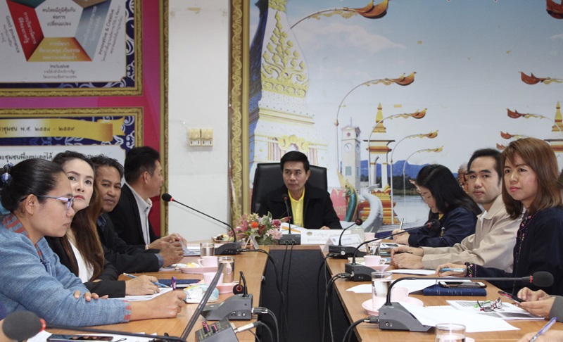 ?ผู้ตรวจฯ ติดตามการดำเนินงานสำนักงานพัฒนาขุมชนจังหวัดนครพนม
