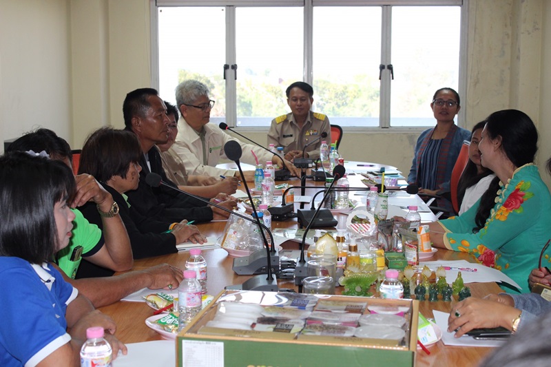 ?นครพนม ประชุมเตรียมความพร้อมการพัฒนาผลิตภัณฑ์เพื่อการส่งออก