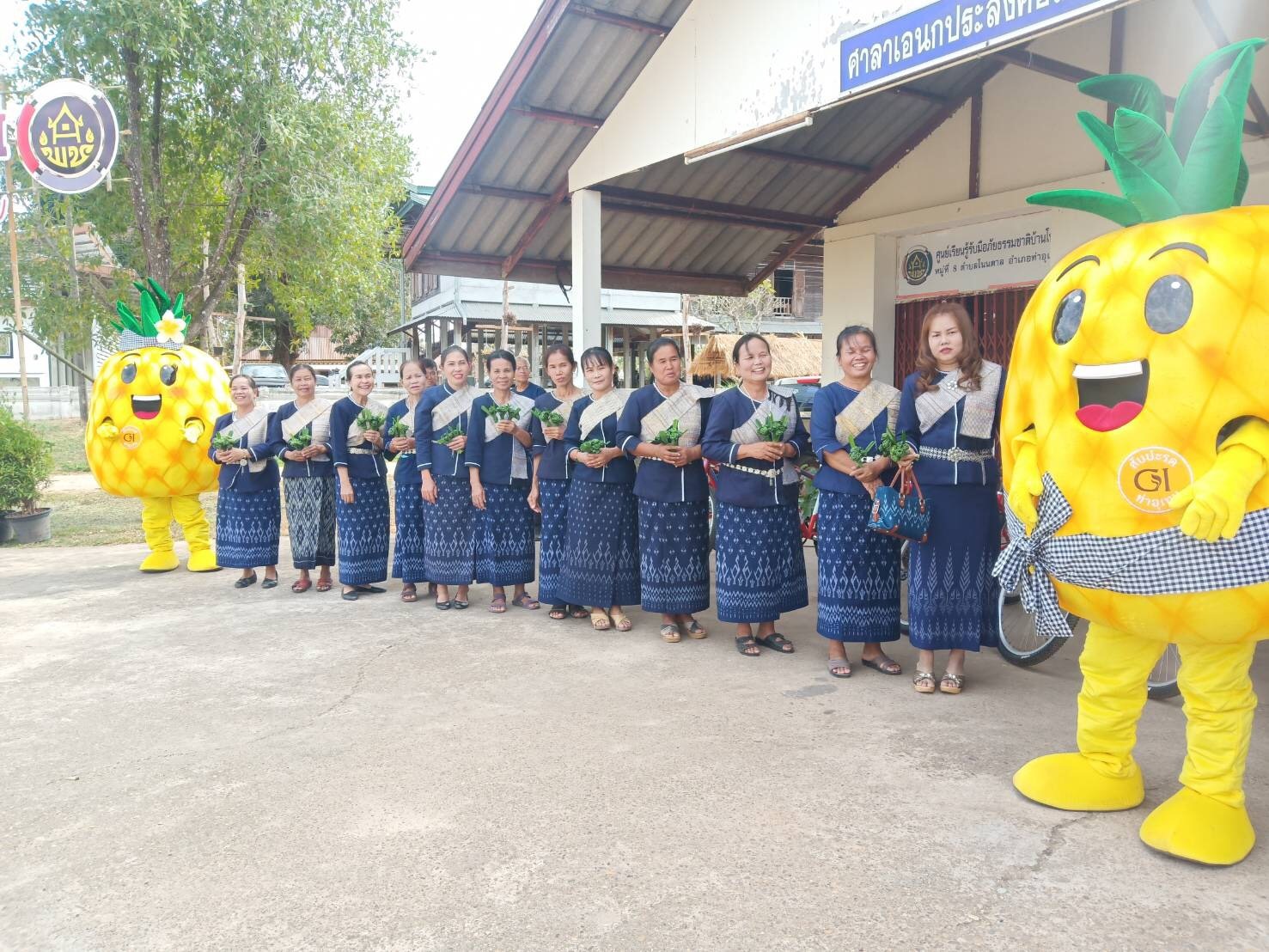 ?คณะอนุกรรมการตรวจสอบและประเมินผลภาคราชการกลุ่มจังหวัด ลงพื้นที่จังหวัดนครพนม