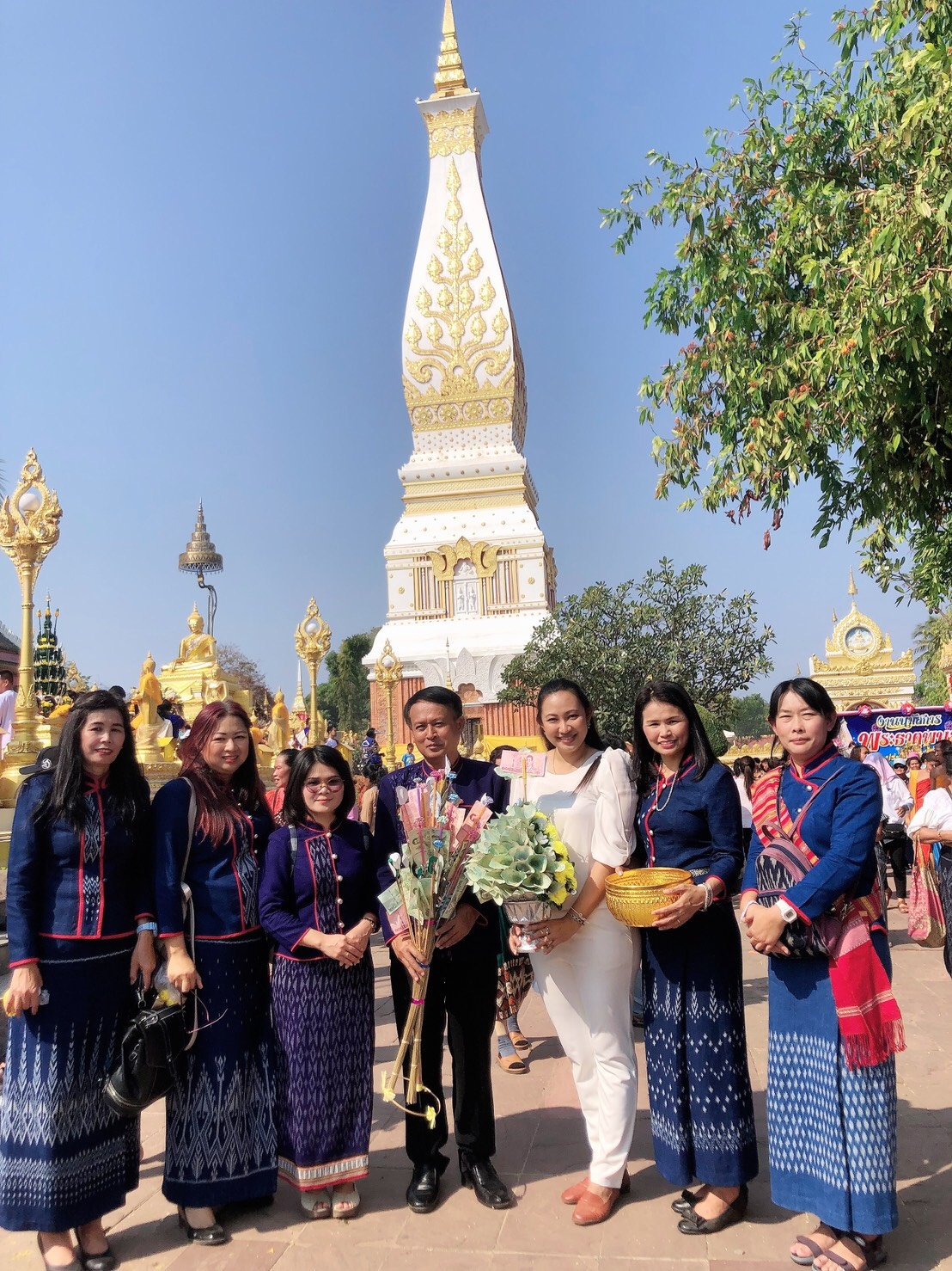 ?นครพนมร่วมพิธีขบวนแห่อัญเชิญพระอุปคุตจากริมฝั่งแม่น้ำโขง ในงานนมัสการพระธาตุพนม ปี 2562
