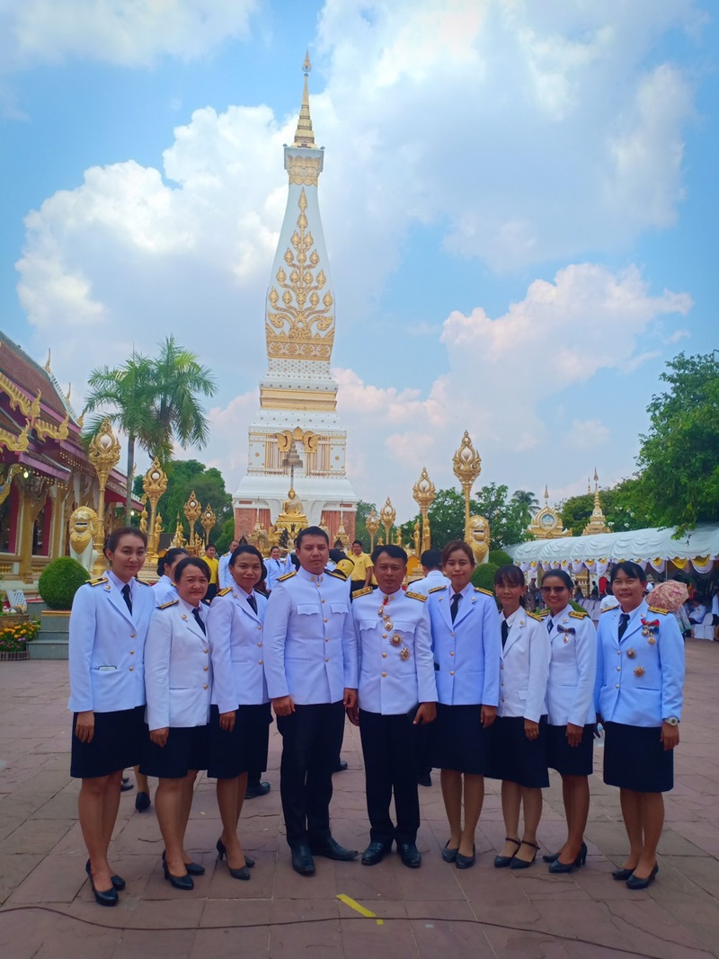 ?พช.นครพนม ร่วมพิธีเวียนเทียนสมโภชน์น้ำอภิเษก
