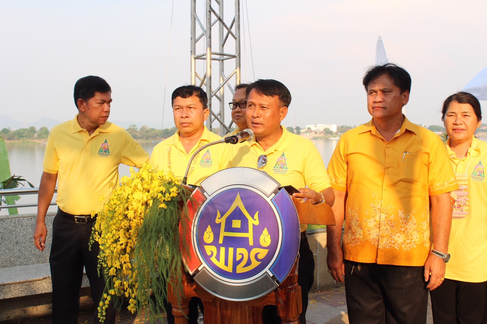 @นครพนม : เปิดงานนครพนมรื่นรมย์บุญปีใหม่ไทย-ลาว 2562