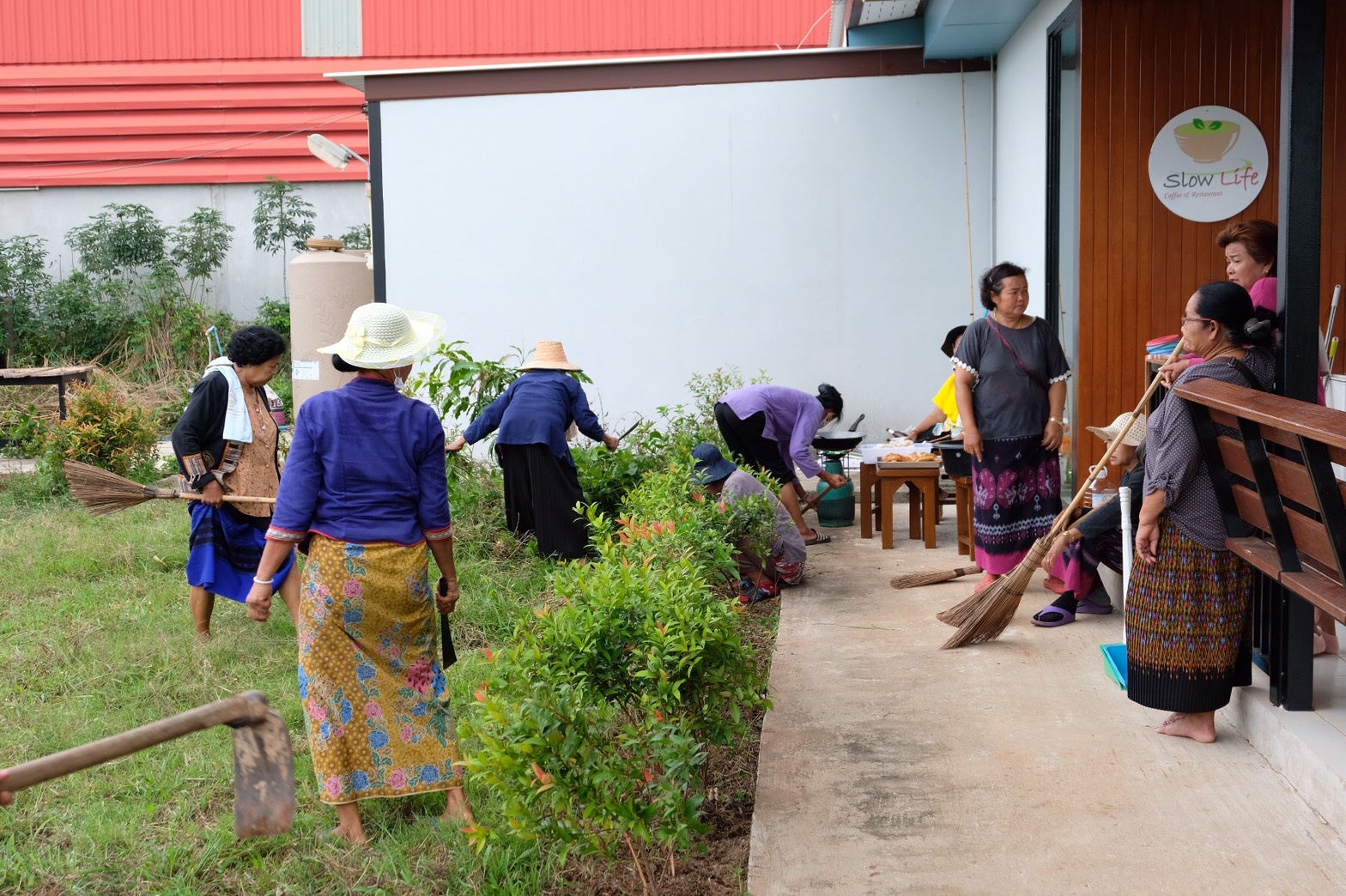 @นครพนม : กิจกรรม Big cleaning ศูนย์สารสนเทศบ้านนาโพธิ์ ม.17 ตำบลบ้านผึ้ง