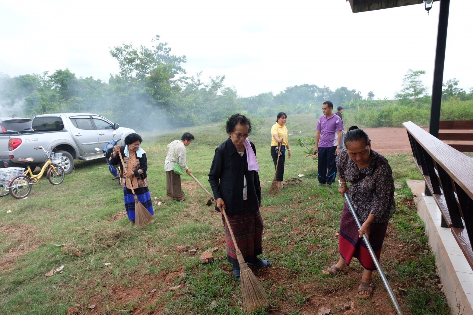 @นครพนม : กิจกรรม Big cleaning ศูนย์สารสนเทศบ้านนาโพธิ์ ม.17 ตำบลบ้านผึ้ง