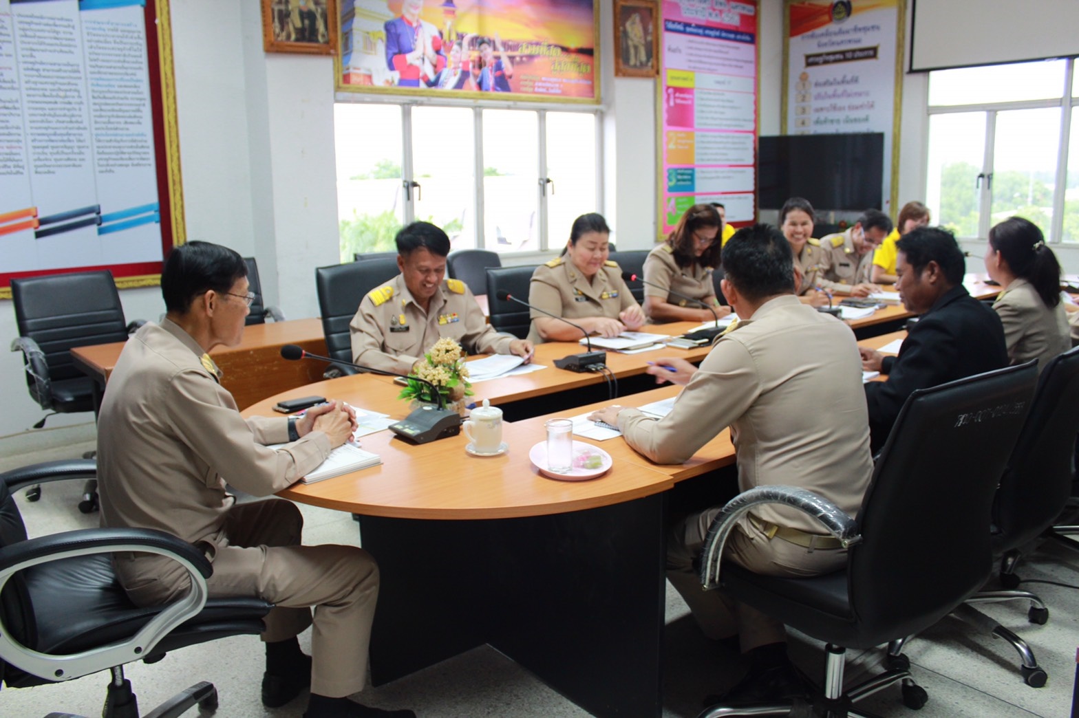 สำนักงานพัฒนาชุมชนจังหวัดนครพนม ประชุมทบทวนการดำเนินงานพัฒนาชุมชน 2562