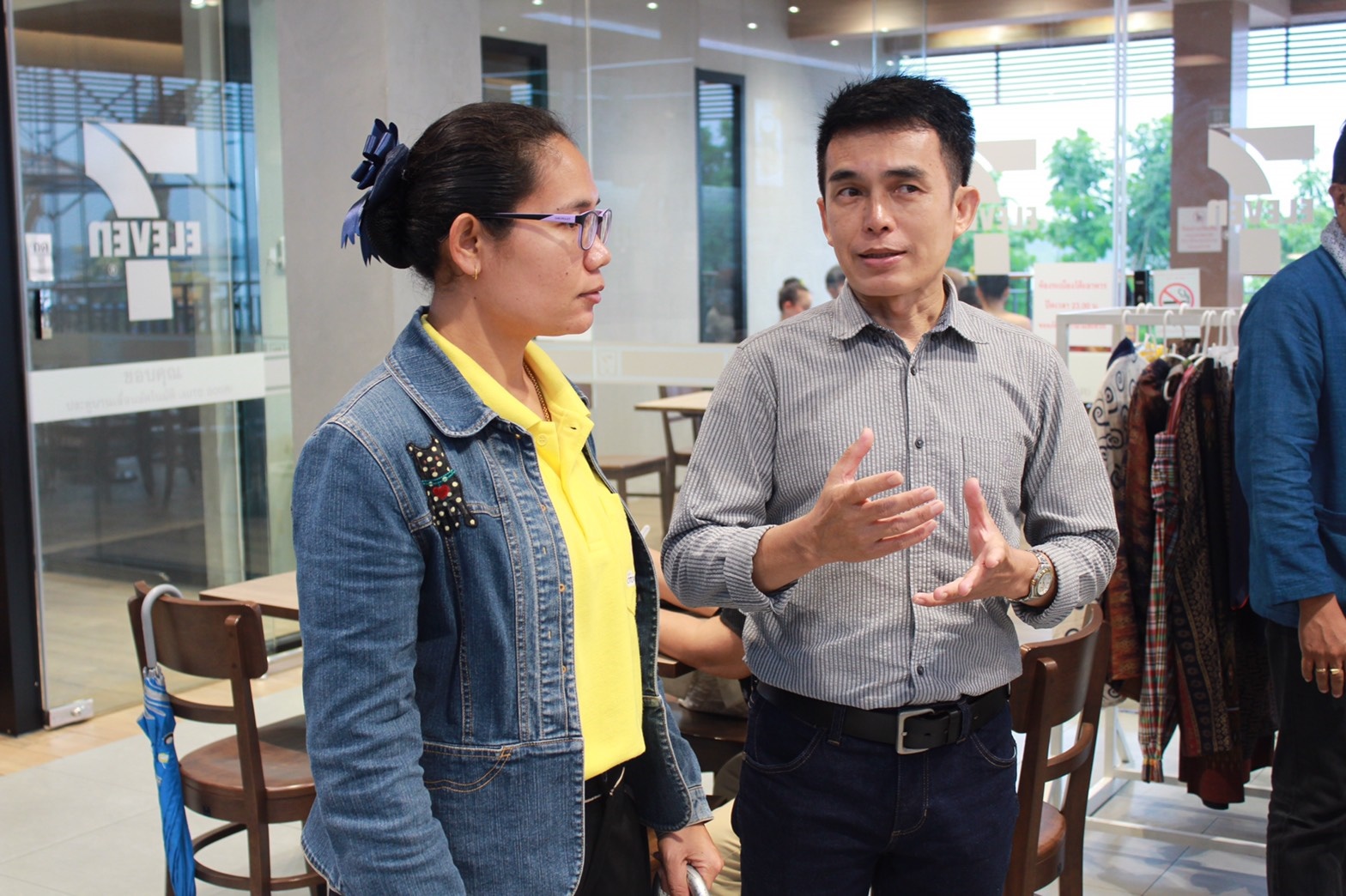 ติดตามการดำเนินงาน OTOP 7- eleven สาขาแลนด์มาร์คพญาศรีสัตตนาคราช