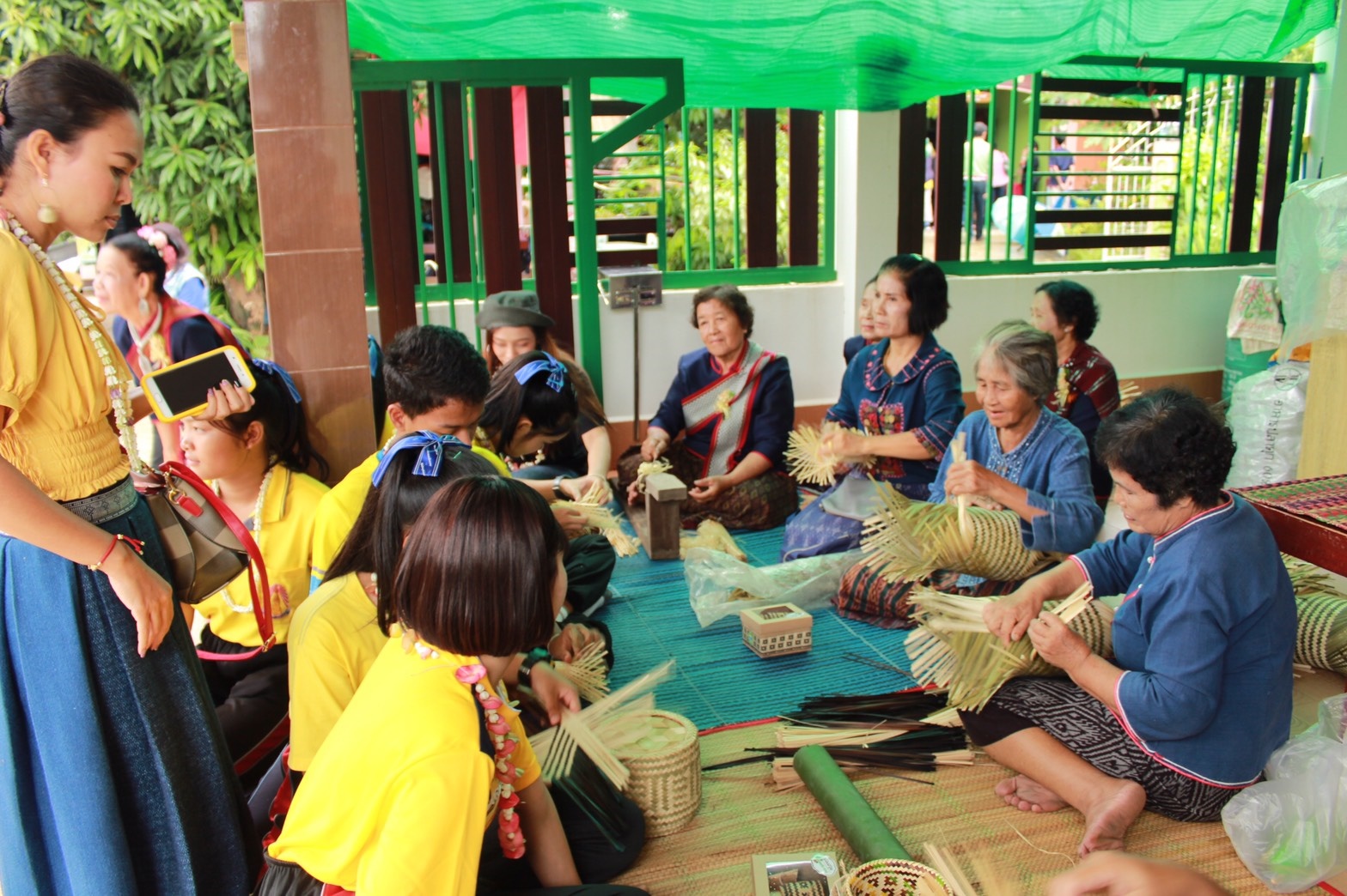 กิจกรรมเยี่ยมชมโปรแกรมการท่องเที่ยว หมู่บ้าน OTOP เพื่อการท่องเที่ยว