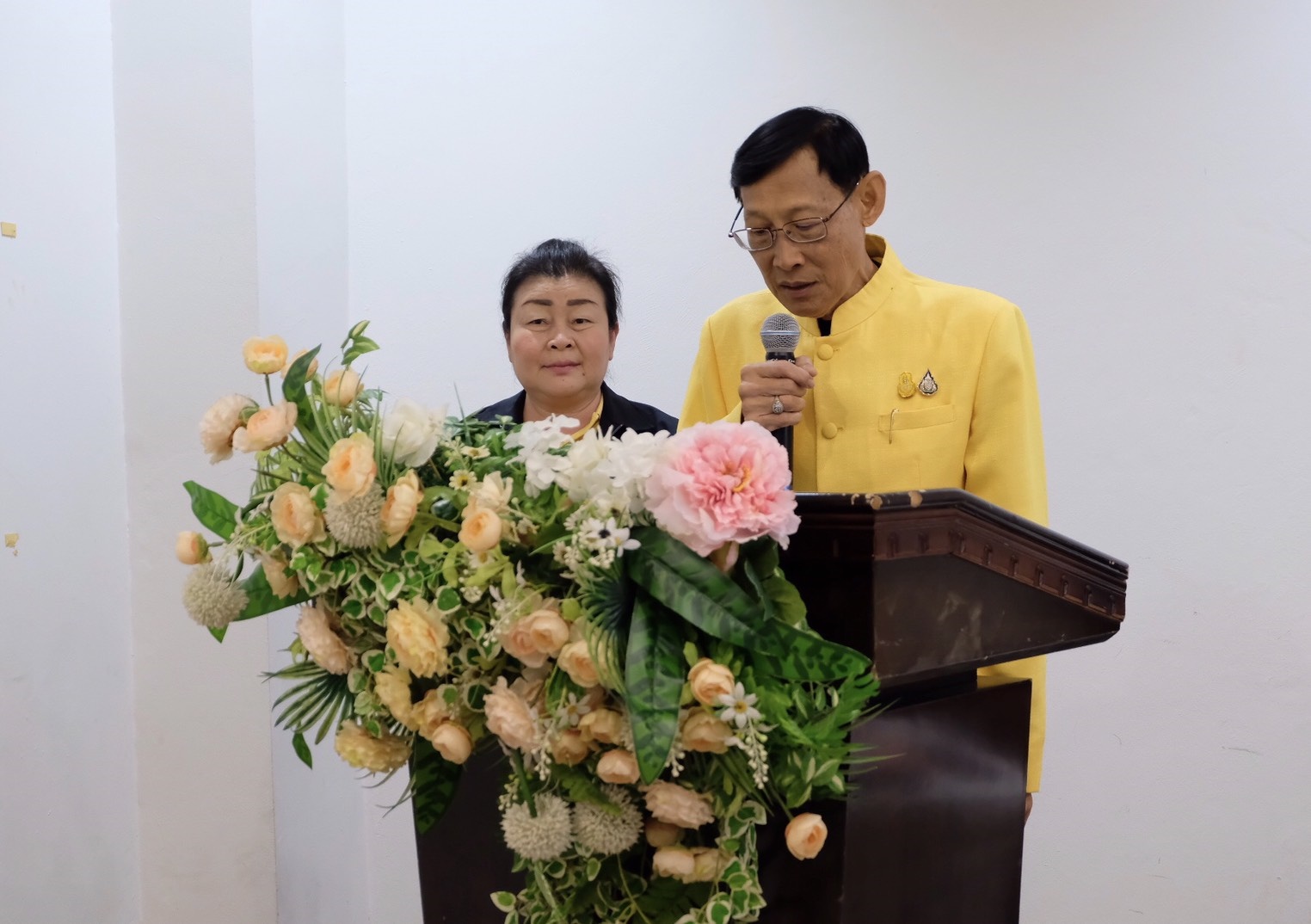 คลินิคสร้างสุขกองทุนชุมชน (Move for Fund Team)