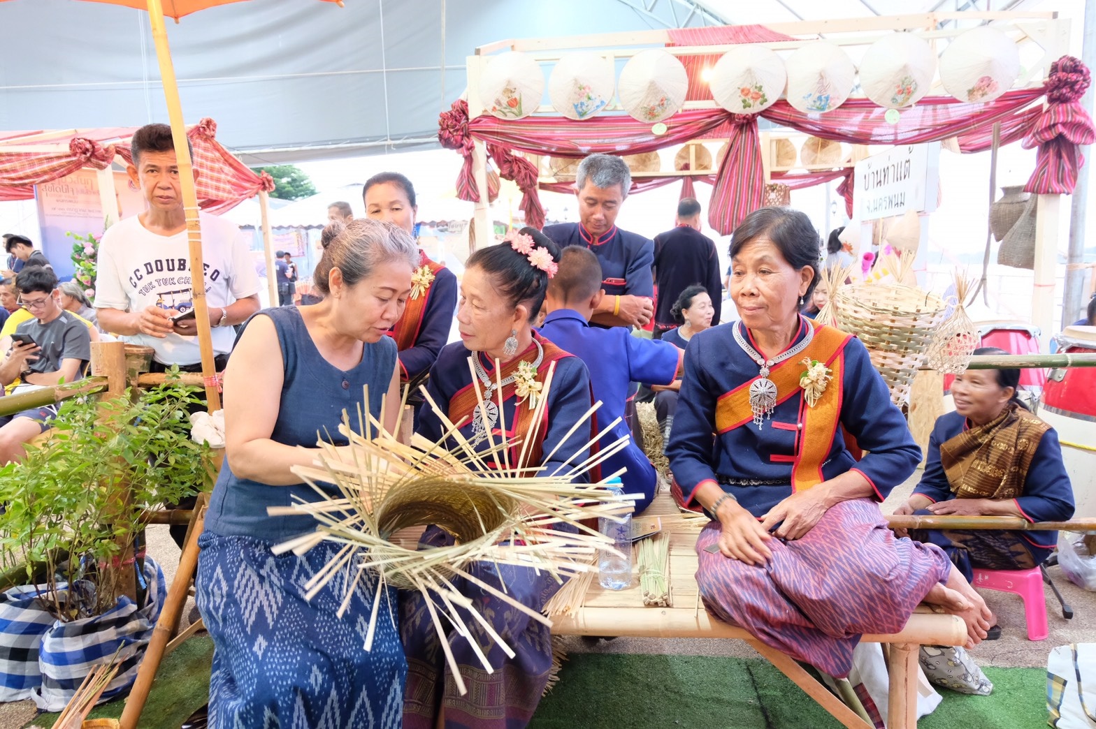 กิจกรรม “เที่ยวสนุกสุขโดนใจ ไปแล้วจะรัก OTOP Village @นครพนม”