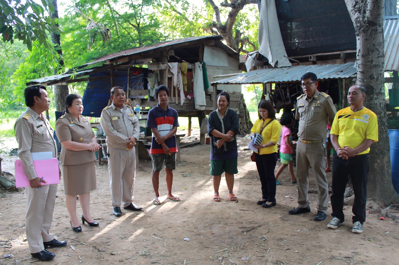 กิจกรรมบูรณาการแผนความช่วยเหลือครัวเรือนเป้าหมาย ตามโครงการ “นครพนม สร้างสังคมอุดมสุข”
