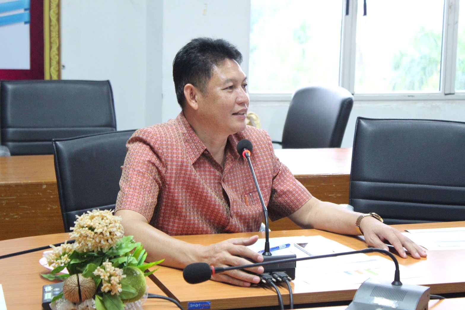 ประชุมหารือและถอดบทเรียนการดำเนินงานตามโครงการชุมชนท่องเที่ยว OTOP นวัตวิถี จังหวัดนครพนม