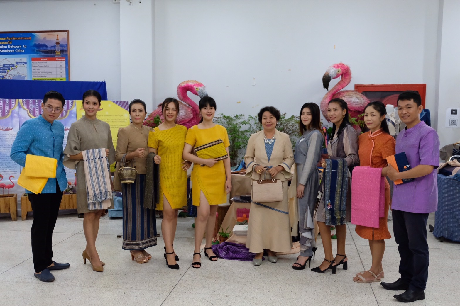 ประชุมประจำเดือนคณะกรมการจังหวัด/หัวหน้าส่วนราชการ/หัวหน้าหน่วยงาน/นายอำเภอทุกอำเภอ จังหวัดนครนพม