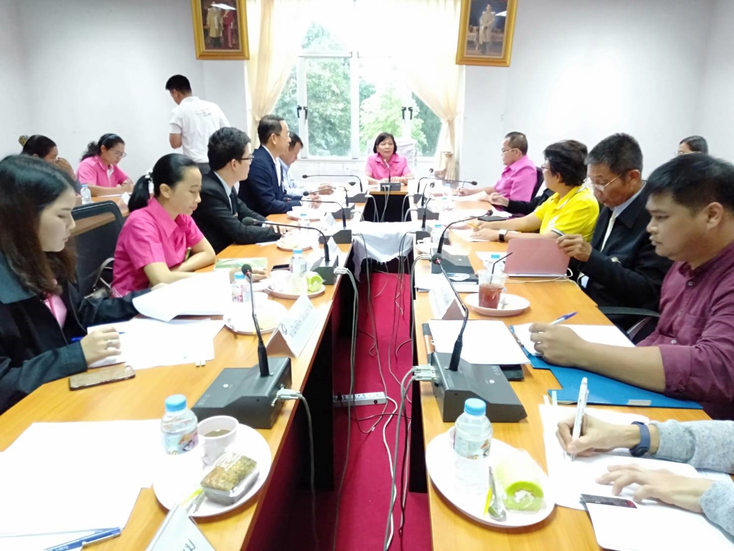 ประชุมคณะกรรมการประสานและขับเคลื่อนนโยบายพลังประชารัฐ จังหวัดนครพนม