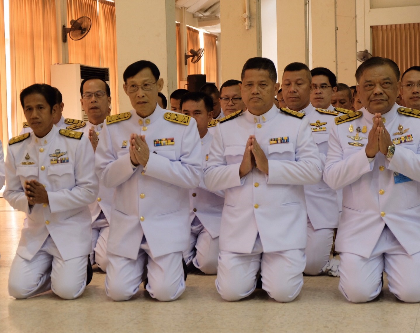 พิธีวางพวงมาลาและพิธีถวายบังคม เนื่องในวันคล้ายวันสวรรคต พระบาทสมเด็จพระบรมชนกาธิเบศร มหาภูมิพลอดุลยเดชมหาราช บรมนาถบพิตร
