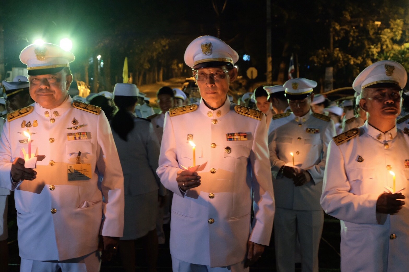 พิธีจุดเทียนเพื่อน้อมรำลึกในพระมหากรุณาธิคุณ พระบาทสมเด็จพระจุลจอมเกล้าเจ้าอยู่หัว รัชกาลที่ 5
