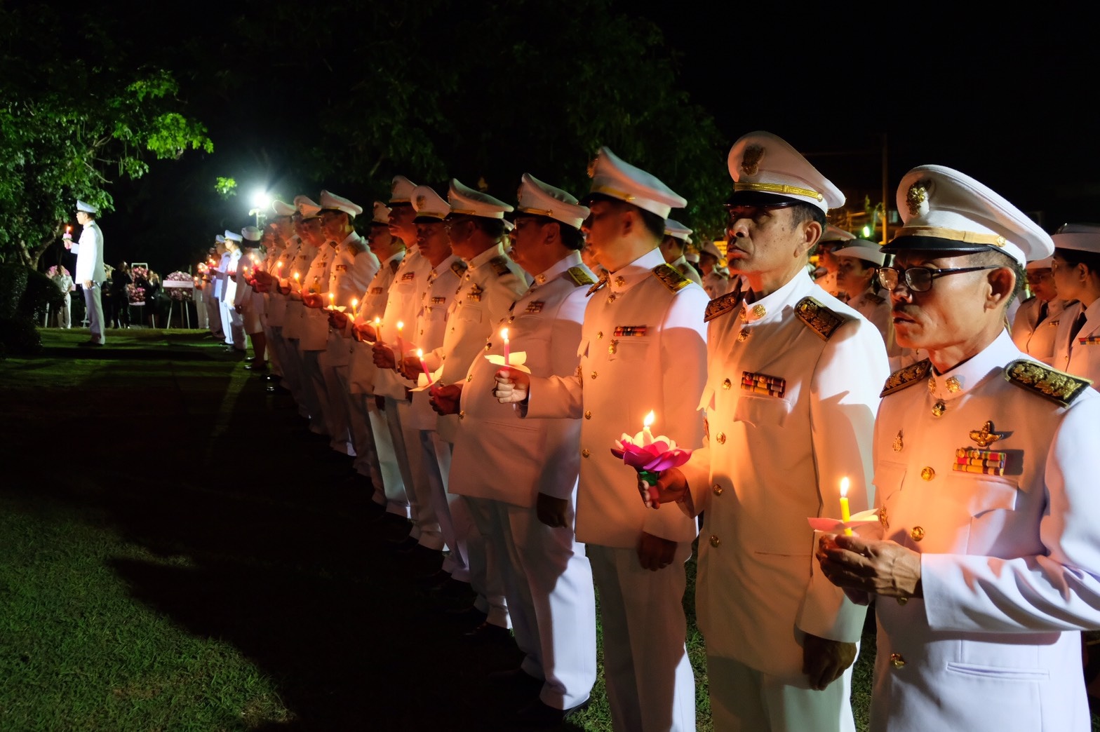 พิธีจุดเทียนเพื่อน้อมรำลึกในพระมหากรุณาธิคุณ พระบาทสมเด็จพระจุลจอมเกล้าเจ้าอยู่หัว รัชกาลที่ 5