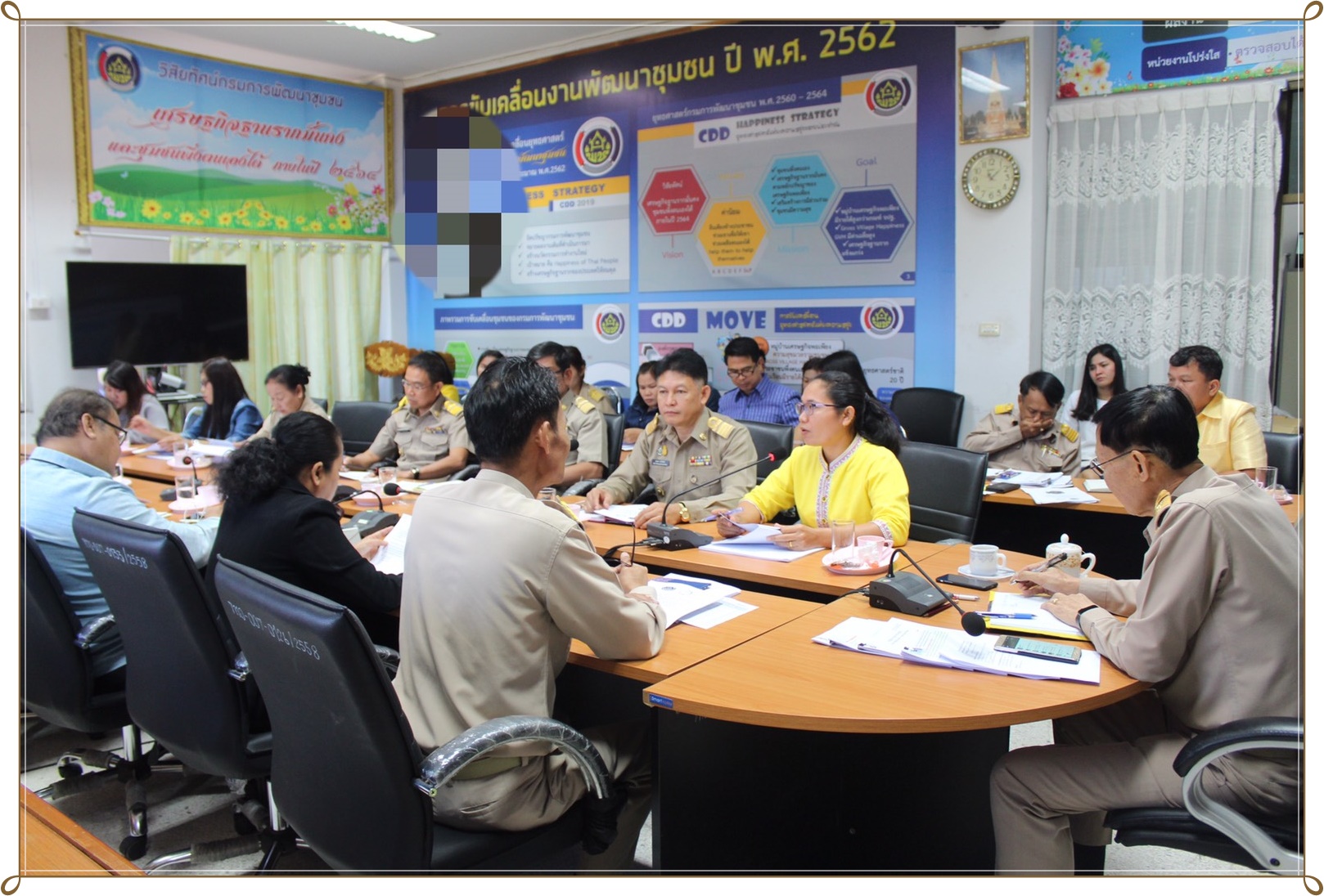 (18-11-62) พช.นครพนม ขับเคลื่อนงานตลาดประชารัฐ