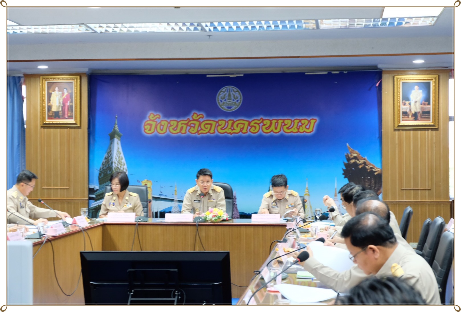 28 พ.ย. 2562 พจ.นครพนม ร่วมประชุมหารือข้อราชการสำคัญของกระทรวงมหาดไทย(Video Conference)