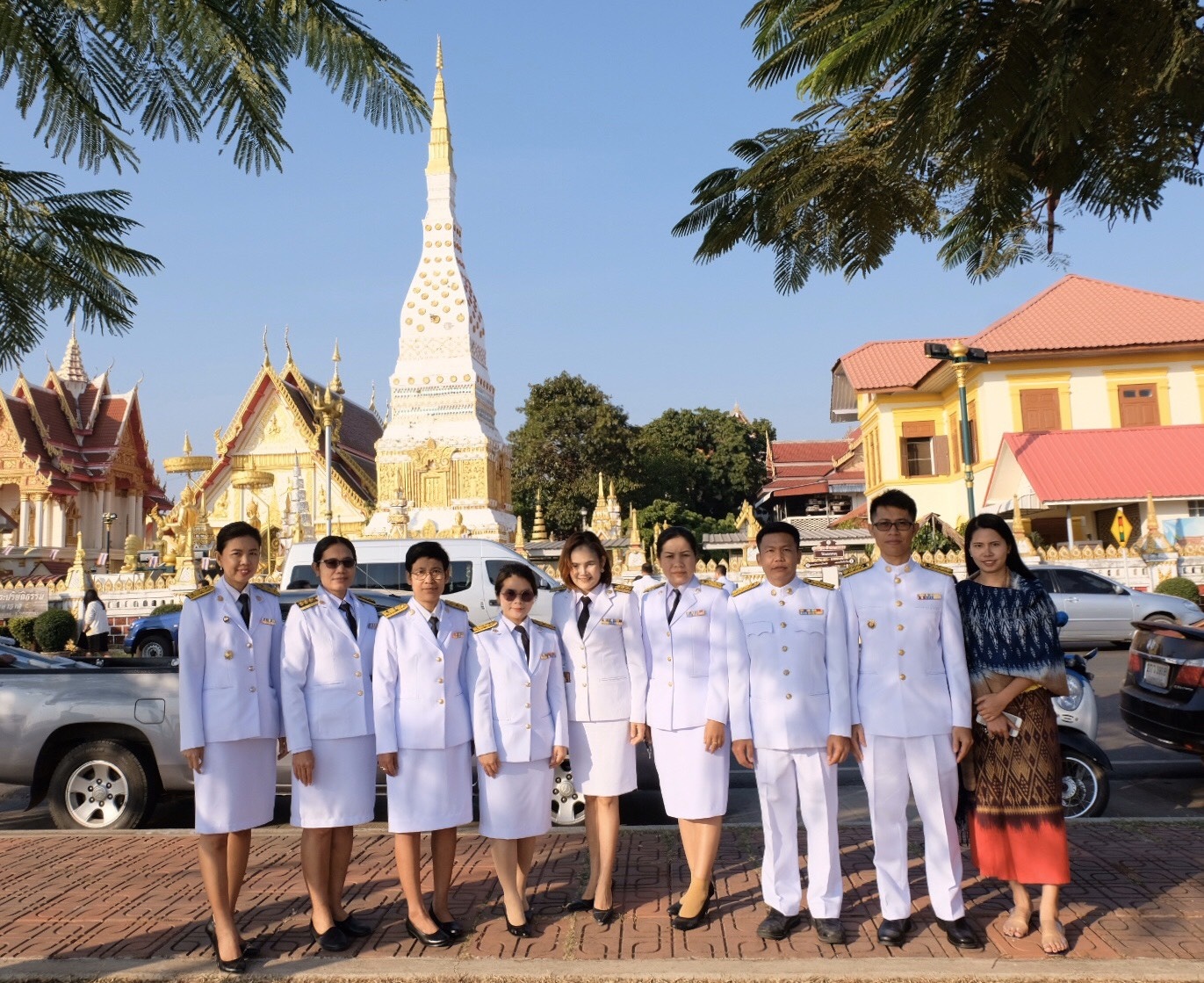 5 ธ.ค. 2562 พช.นครพนม –>ร่วมทำบุญตักบาตร “วันพ่อแห่งชาติ 5 ธันวาคม”