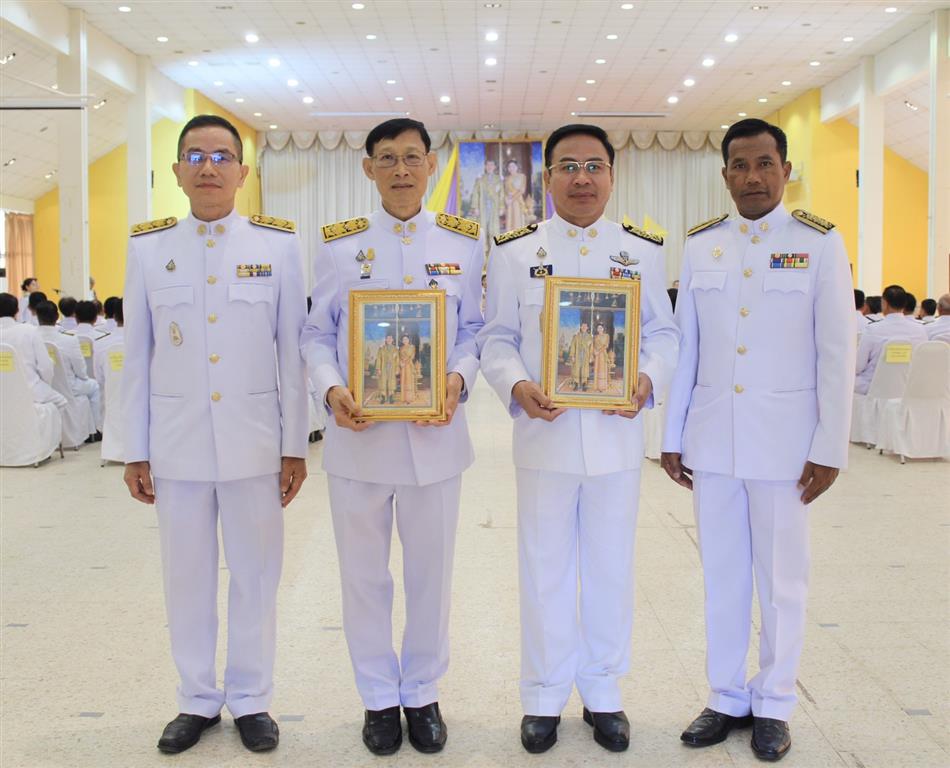 27 ธ.ค. 2562 พจ.นครพนม ร่วมพิธีรับพระราชทานพระบรมฉายาลักษณ์ พระบาทสมเด็จพระเจ้าอยู่หัว และสมเด็จพระนางเจ้าฯ พระบรมราชินี
