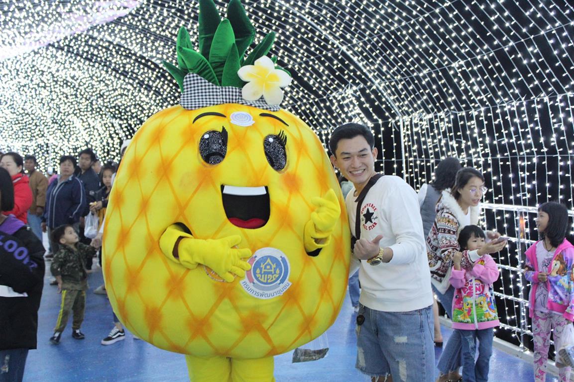 28 ธ.ค. 2562 พช.นครพนม ส่งความสุข “OTOP OF LOVE >> นครพนม WINTER FESTIVAL ตอน สายลมแห่งรักริมโขง 2020