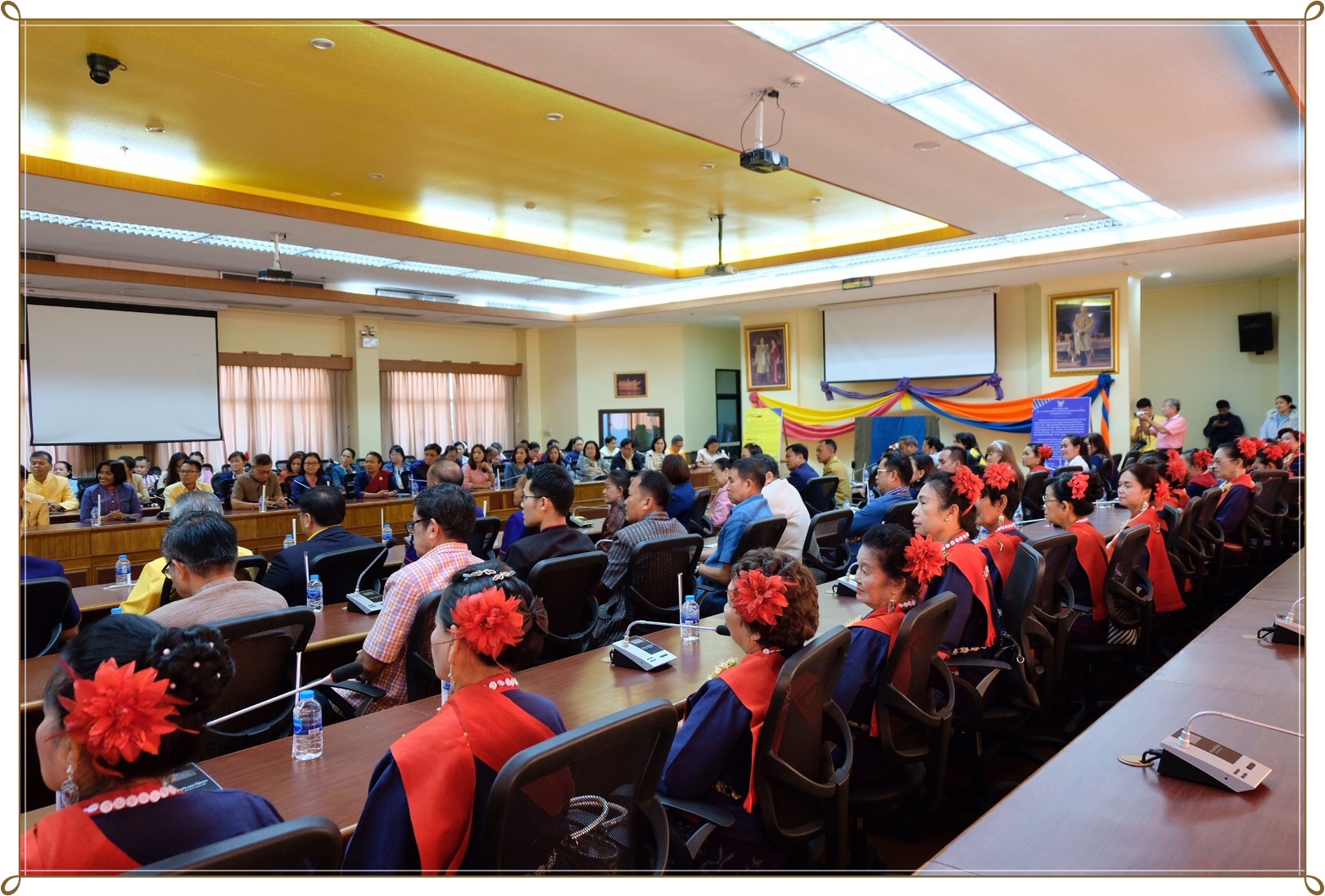 3 ธ.ค. 2562 จังหวัดนครพนม MOU “สืบสาน อนุรักษ์ศิลป์ผ้าถิ่นไทย ดำรงไว้ในแผ่นดิน”
