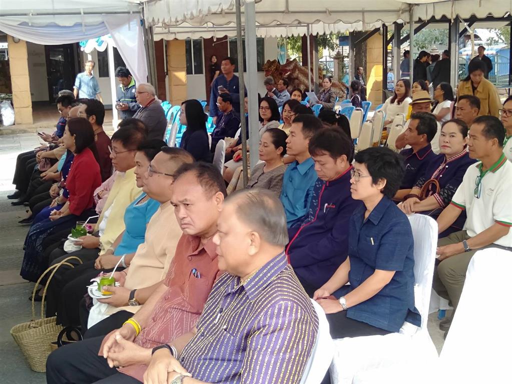 24 ม.ค. 2563 พช.นครพนม ร่วมงาน “เปลี่ยนชุมชนเป็นที่ประชุมในที่ราชพัสดุ”