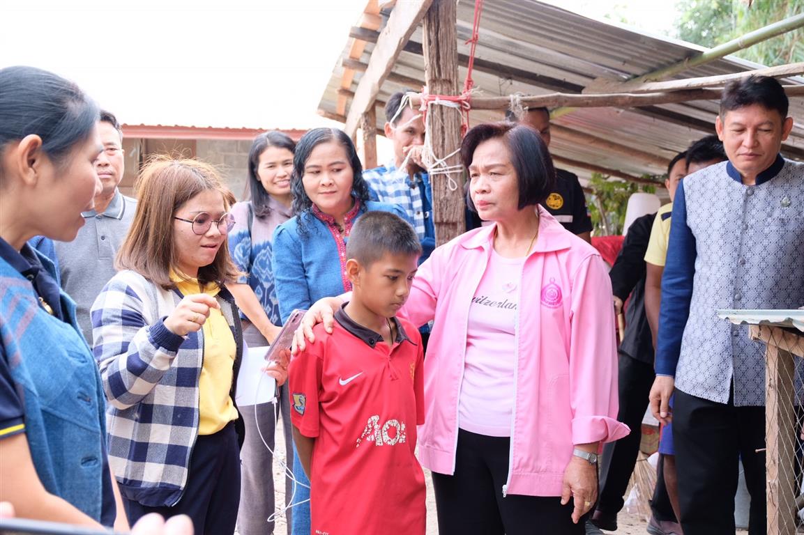 9 ก.พ. 2563 รองอธิบดีกรมการพัฒนาชุมชน #ไม่ทิ้งใครไว้ข้างหลัง# ลงพื้นที่ติดตามโครงการ“นครพนม สร้างสังคมอุดมสุข” พื้นที่ตำบลคำเตย อำเภอเมืองนครพนม จังหวัดนครพนม