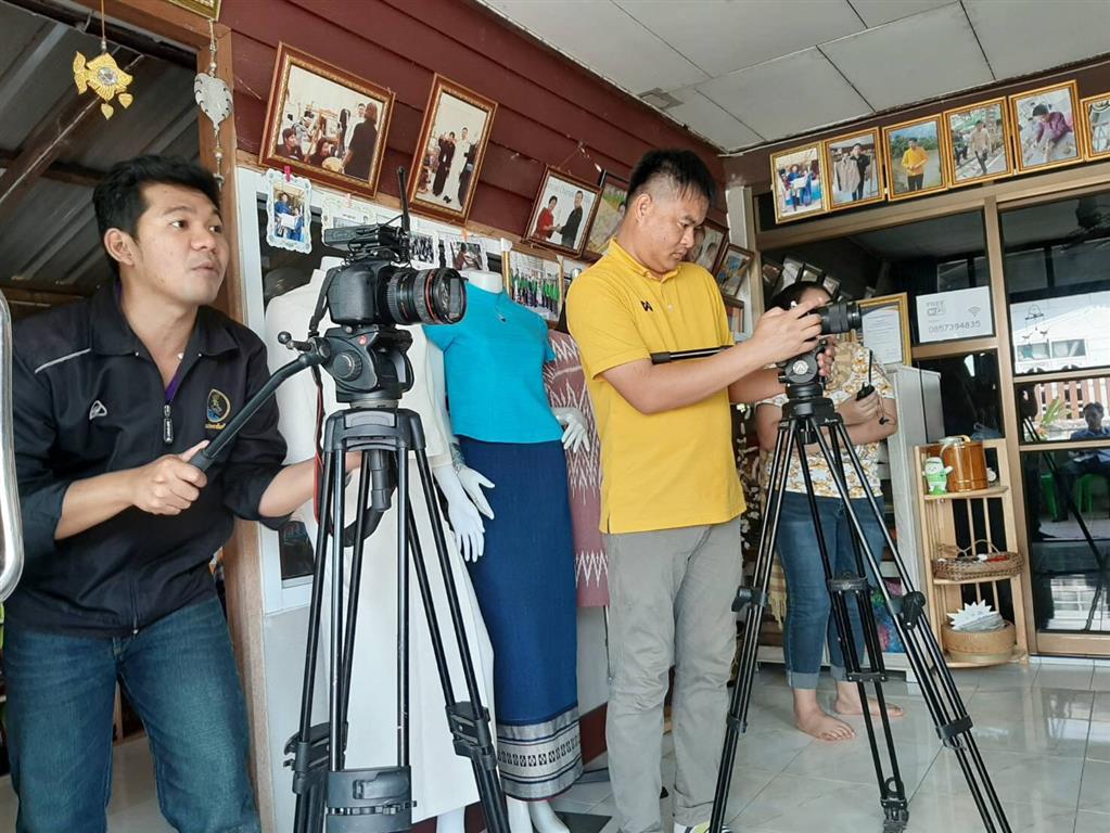 13 ก.พ. 2563 พช.นครพนม ติดตามการจัดทำสื่อประชาสัมพันธ์การดำเนินงานกองทุนพัฒนาบทบาทสตรี
