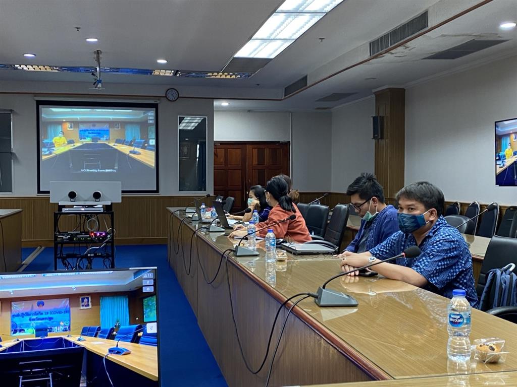30 เม.ย. 2563 พช.นครพนม ร่วมรับฟังการประชุมสร้างความรู้ ความเข้าใจการใช้งานระบบบริหารจัดการข้อมูลการพัฒนาคนแบบชี้เป้า : TPMAP และระบบแฟ้มบ้านพัฒนาคนไทย : TPMAP Logbook
