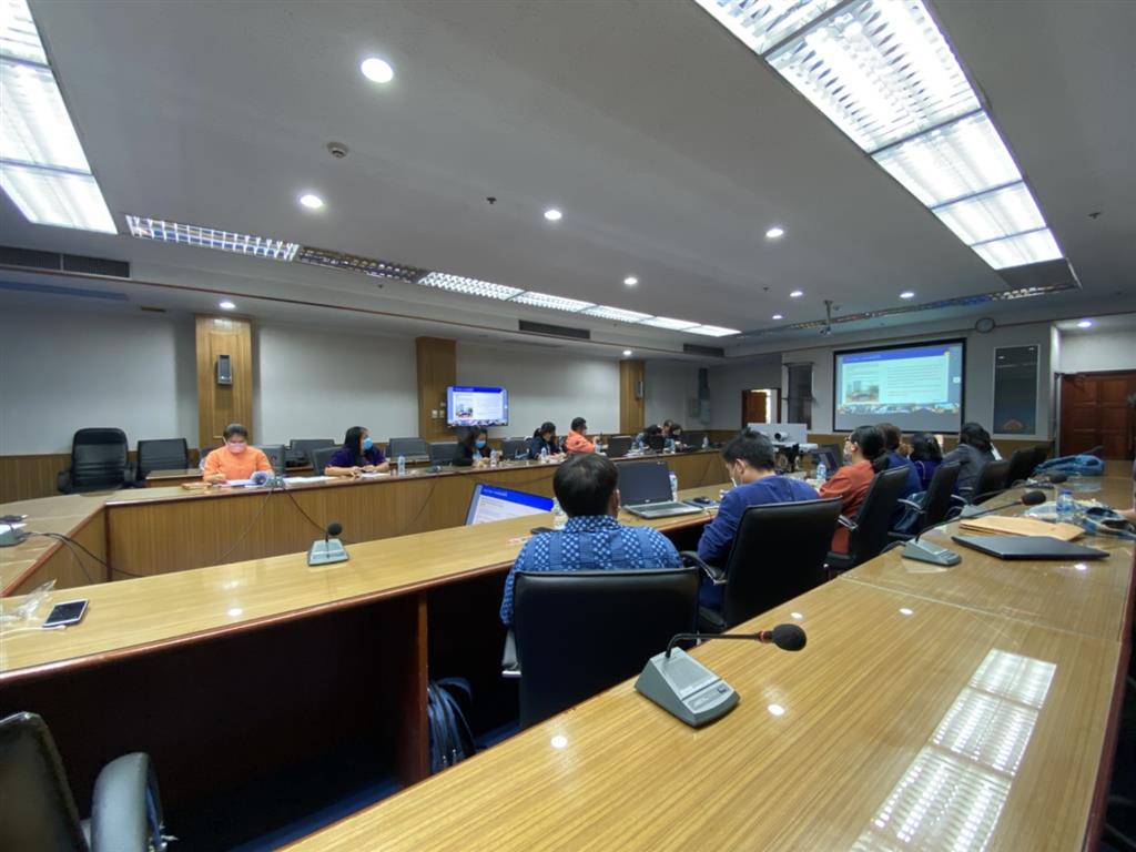 30 เม.ย. 2563 พช.นครพนม ร่วมรับฟังการประชุมสร้างความรู้ ความเข้าใจการใช้งานระบบบริหารจัดการข้อมูลการพัฒนาคนแบบชี้เป้า : TPMAP และระบบแฟ้มบ้านพัฒนาคนไทย : TPMAP Logbook