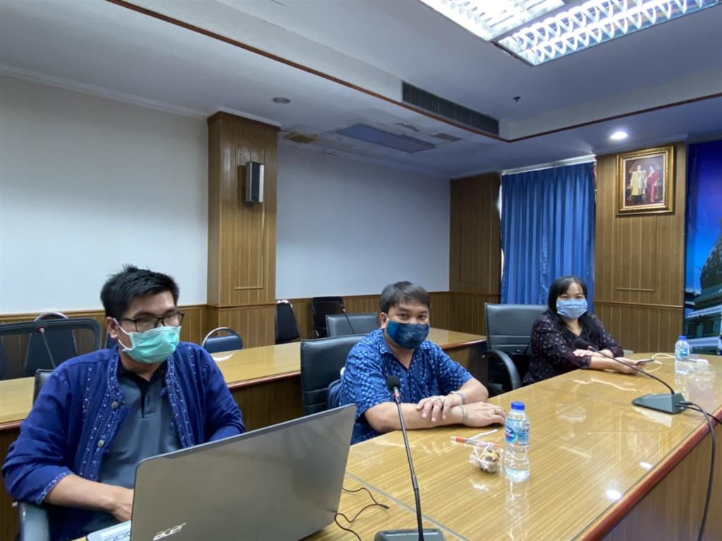 30 เม.ย. 2563 พช.นครพนม ร่วมรับฟังการประชุมสร้างความรู้ ความเข้าใจการใช้งานระบบบริหารจัดการข้อมูลการพัฒนาคนแบบชี้เป้า : TPMAP และระบบแฟ้มบ้านพัฒนาคนไทย : TPMAP Logbook